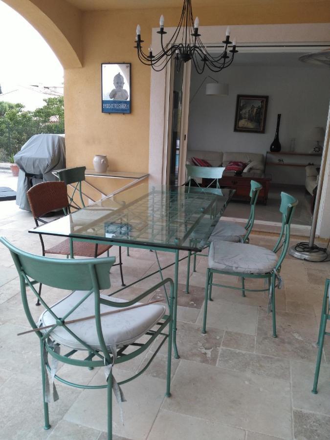 Villa De La Terre Blanche Sanary-sur-Mer Exterior foto