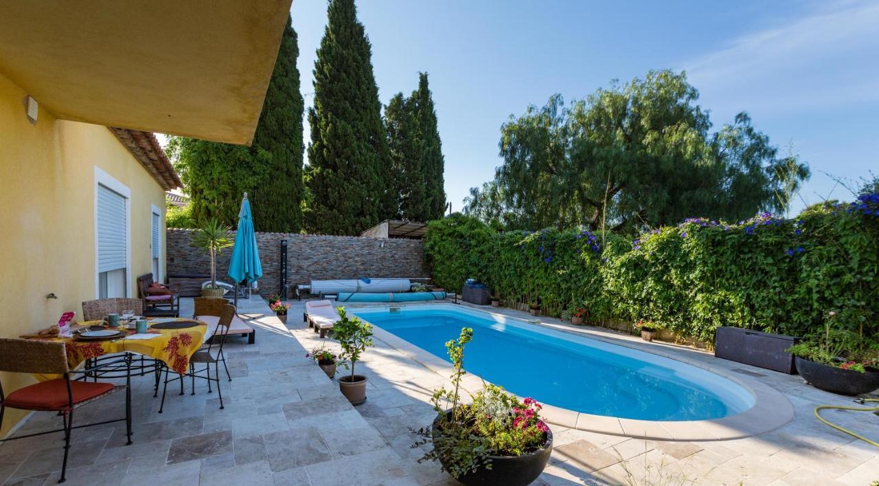 Villa De La Terre Blanche Sanary-sur-Mer Exterior foto